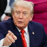 ترامپ برای مردم ایران پیامک فرستاد! + تصویر