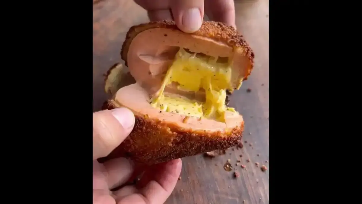 روش پخت سوسیس شکم پر خوشمزه مخصوص دورهمی دوستانه+ فیلم