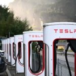 رقابت داغ بازار خودرو / تسلا در اروپا عقب ماند