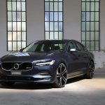 سدان لوکس سوئدی سرانجام وارد ایران شد/ آغاز رقابت در بازار خودرو‌های لوکس