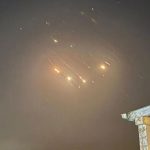 آغاز حمله اسرائیل به ایران / حمله موشکی به تهران شروع شد آغاز حمله اسرائیل به ایران / حمله موشکی به تهران شروع شد