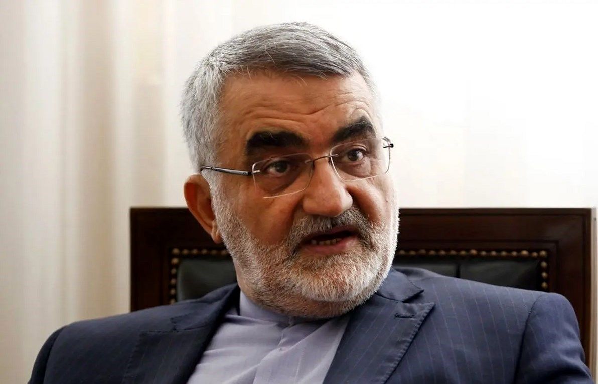 توانمندی موشکی ایران غیرقابل مذاکره است/ سیاست «چماق و هویج» آمریکایی‌ها نخ نما شده است/ ما برای هر گزینه‌ای آمادگی داریم