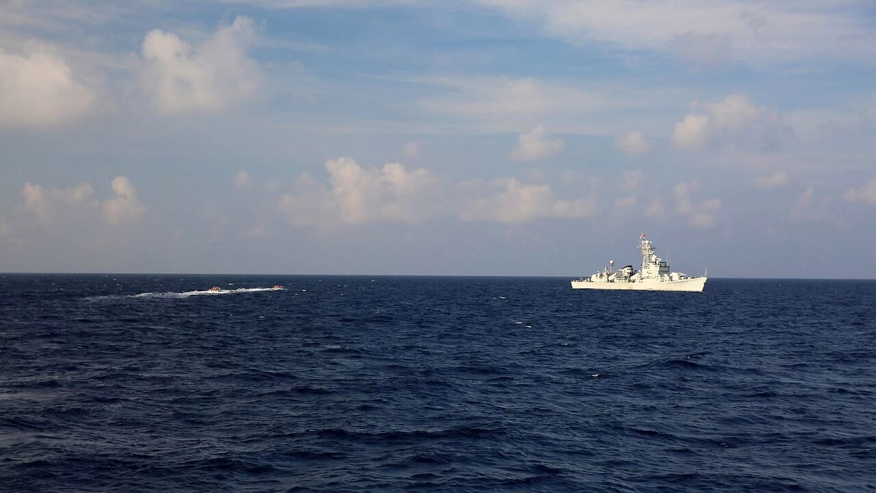 برای بستن تنگه هرمز آماده‌ایم