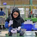 بازار کار زنان در سراشیبی | کاهش ثبات شغلی و بهره وری شاغلان در پاییز گذشته