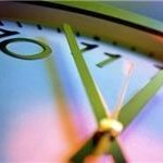 ساعت رسمی کشور از ابتدای فروردین 1404 تغییر می‌کند؟