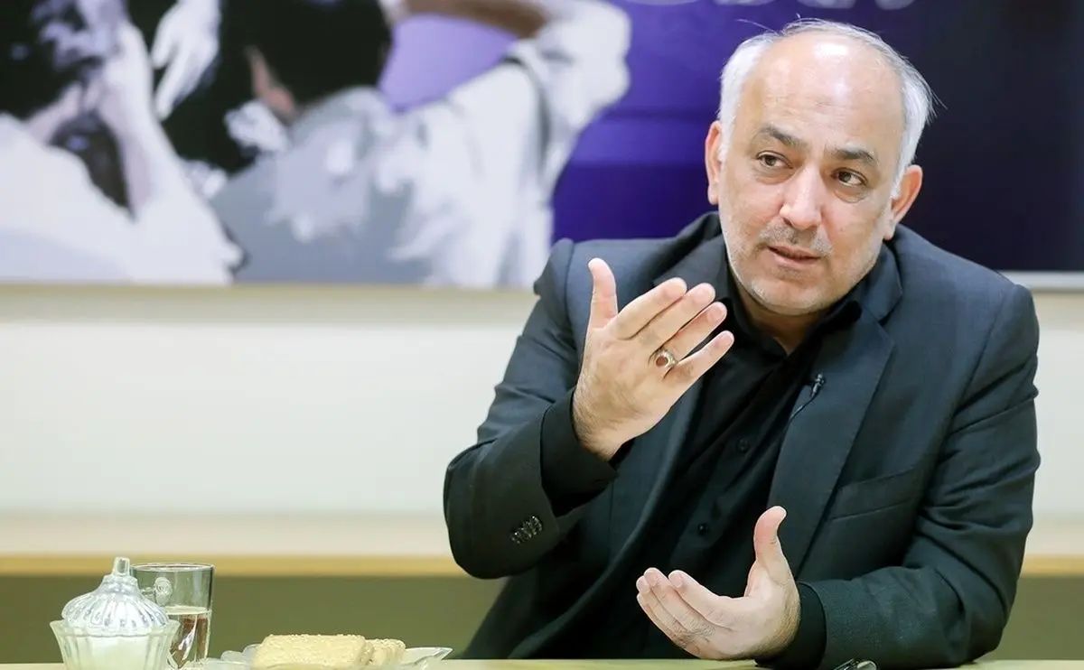 محکوم به یک سال حبس قطعی بود که اکنون وارد زندان شده است+ فیلم