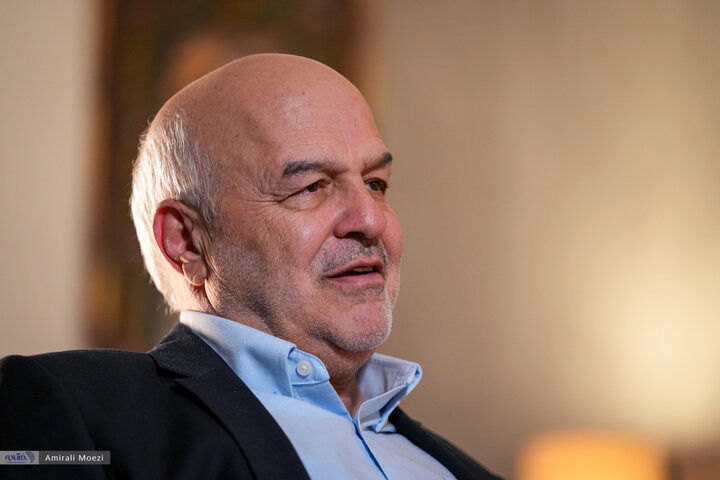 صریح بگویم؛ من دشمن اصلی را بیرون از کشور نمی‌دانم/ در دوران احمدی‌نژاد برنامه‌ریزی کنار گذاشته شد/ هنوز با منطق چند دهه قبل کشور را اداره می‌کنیم/ در 5سال می توان شرایط را بهبود بخشید اگر…