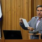 واکنش ناصر امانی به رد صلاحیت خود در انتخابات شوراها/ اگر منظور از شهرت به فساد رأی ندادن به شهردار تهران است، به آن افتخار می‌کنم/ از خدا نمی ترسید؟+ فیلم