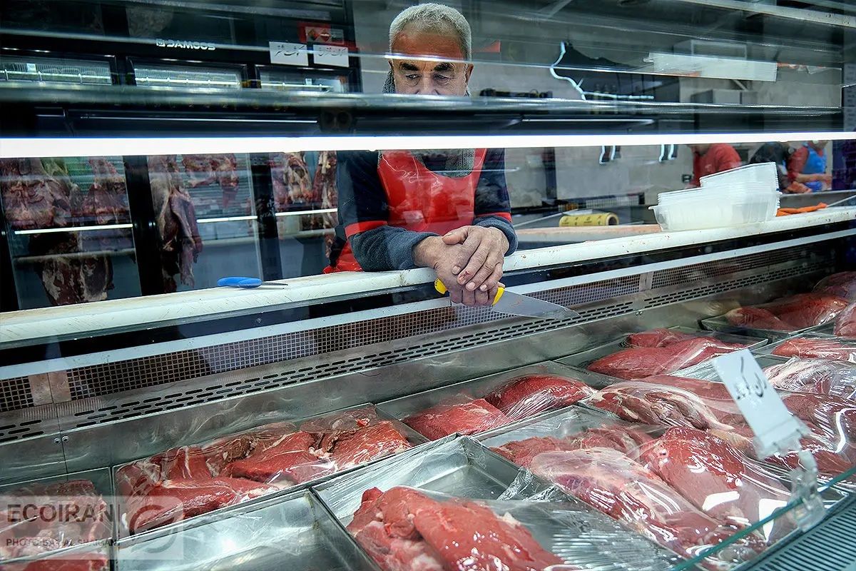 قیمت گوشت قرمز و مرغ در تهران/ کاهش ۳۰۰ هزار تومانی گوشت گوسفندی