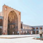 چک برگشتی به جای مسافر / بازار کساد گردشگری زیر سایه جنگ و شرایط روحی نامناسب مردم