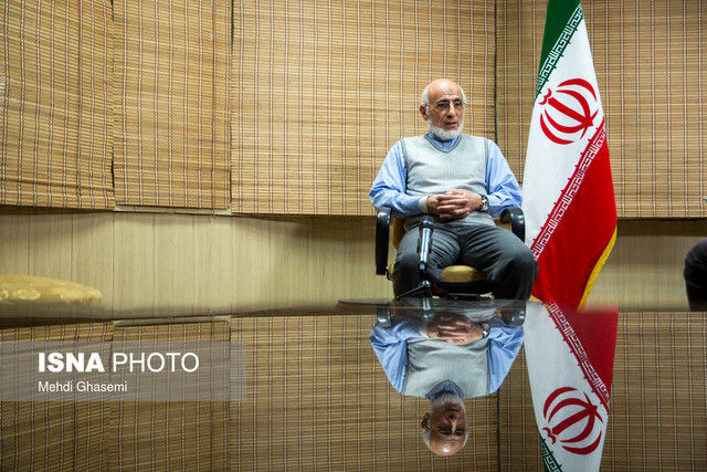 واکنش میرسلیم به مذاکرات ایران و آمریکا/ اشکالی ندارد درخواست‌های آمریکا را بررسی کنیم