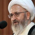 نظر آیت الله سبحانی درباره موتورسواری زنان/ ذاتا حرام نیست