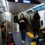 سرمایه‌گذاری در بورس بر خرید مسکن ارجحیت دارد؟