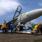 مشاوران ترامپ تمایل دارند ابتدا اسرائیل به ایران حمله کند