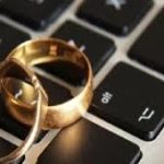 تبلیغات سایت‌های همسریابی در متروی مشهد +عکس