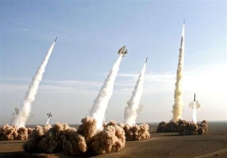 اعتراف رسانه عربی به توان بازدارندگی ایران/ اگر اراده کند،تل آویو و حیفا با خاک یکسان می‌شوند