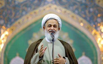 رابطه بین فقر و فحشا به روایت پناهیان/ در جامعه ای که اهل فحشا است، فقر زیاد می شود؛ نمونه‌اش هم کم نیست!