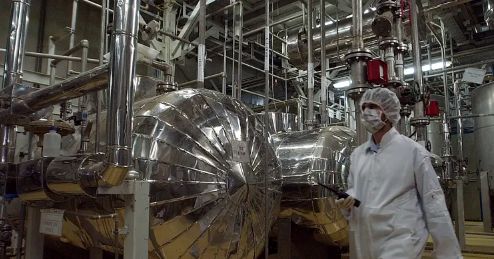 ادعای رسانه آمریکایی از پیشنهادهای هسته‌ای تهران به واشنگتن/ فعالیت‌های هسته‌ای برای ۳ تا ۵ سال تعلیق می شود؟